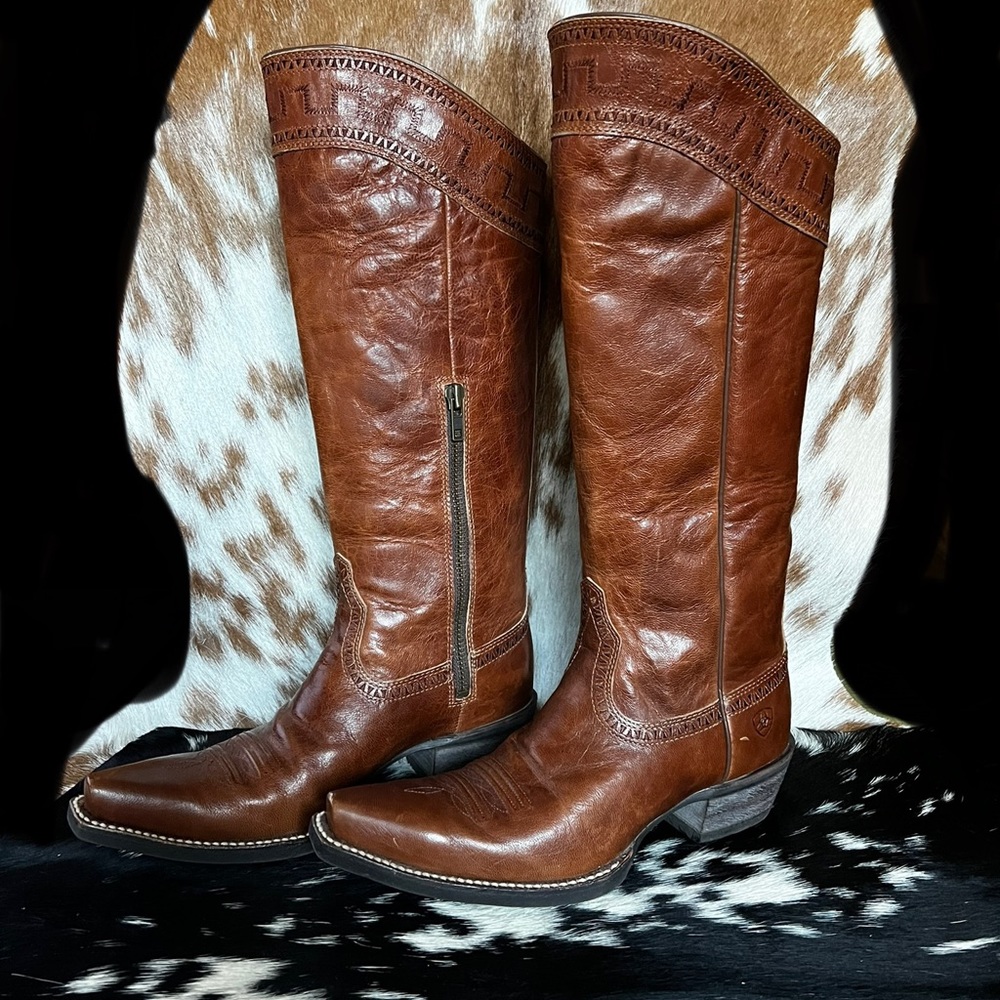 Ariat Sahara size 7 Sassy Brown distressed